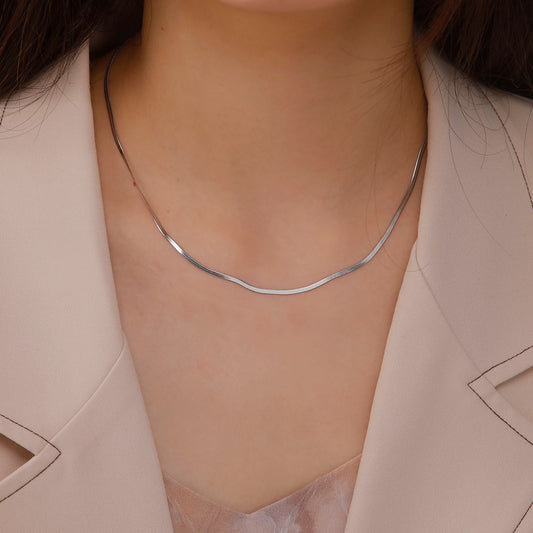 Herringbone pattern necklace