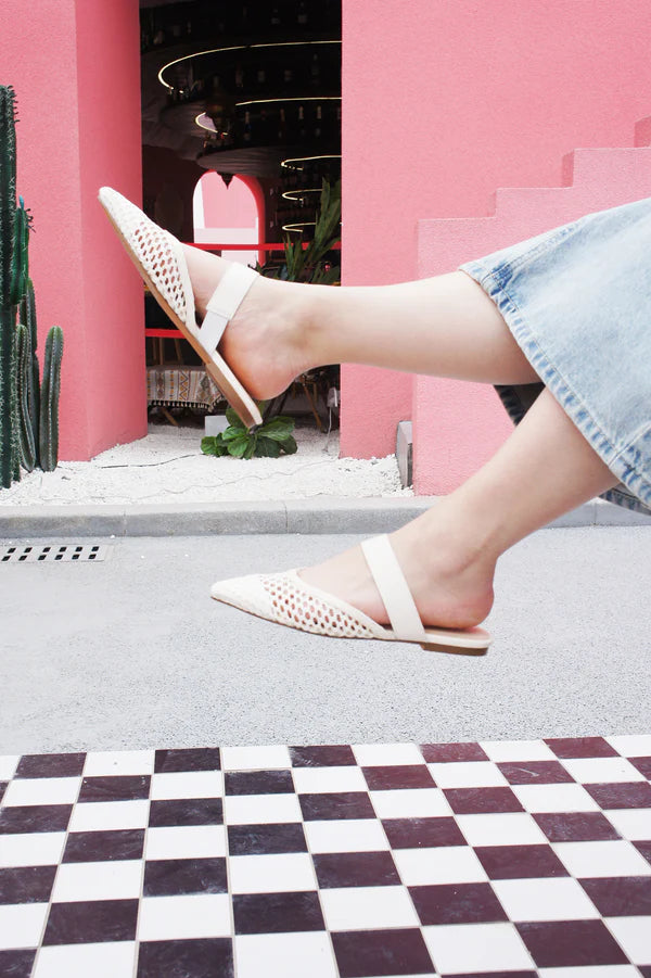 Feversole pointed toe casual slingback flat mules women's fashion mesh strap slide summer slippers vegan leather